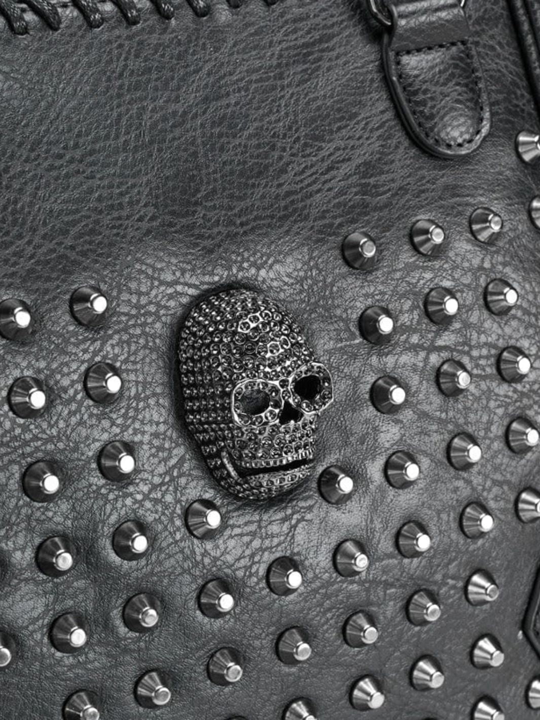 Sac cabas cuir noir clouté