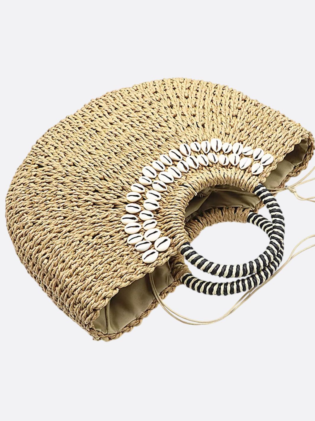 Sac en paille avec coquillage