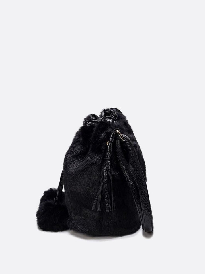 Sac seau fausse fourrure